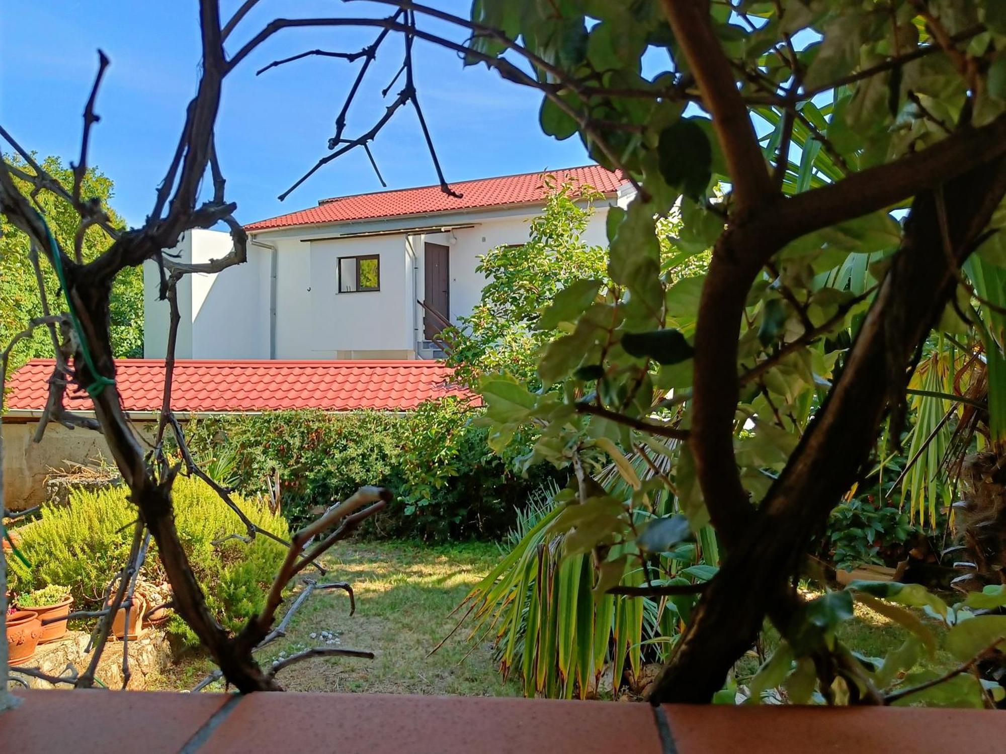 Отель Casa Valsecca Крк Экстерьер фото